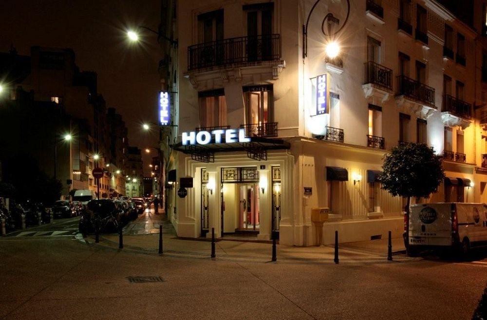 Charlemagne Hotel